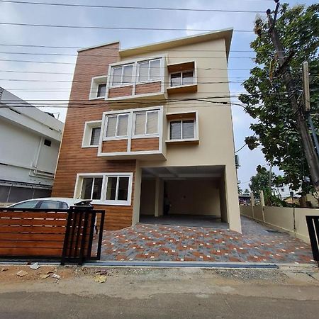 Nimet Residency Apartamento Kochi Exterior foto